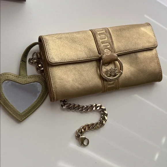 Juicy Couture Vintage Gold Tone Wallet - Picture 3 of 17